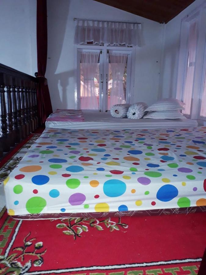 Bumimi Homestay Painan Luaran gambar