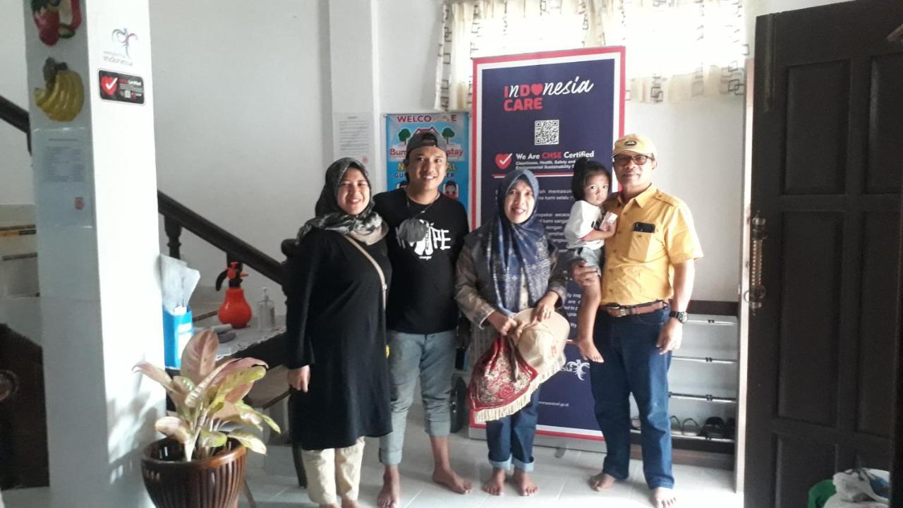 Bumimi Homestay Painan Luaran gambar