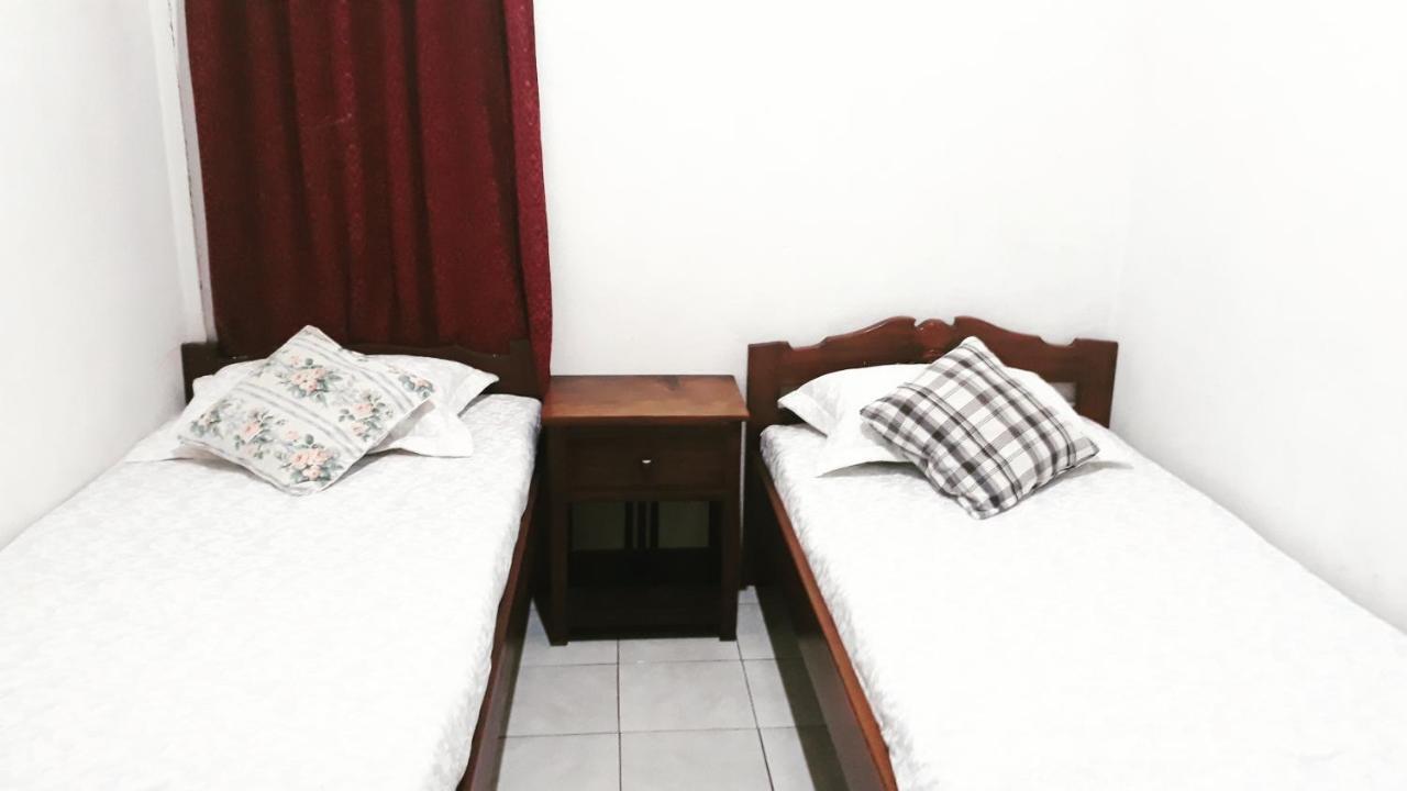 Bumimi Homestay Painan Luaran gambar